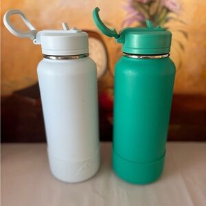 Hydrapeak Sport Insulated Water Bottles leak-proof lid